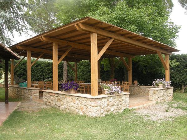 Casale Il Colombaio Di Toiano Vendégház Valli Kültér fotó