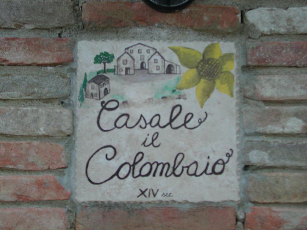 Casale Il Colombaio Di Toiano Vendégház Valli Kültér fotó